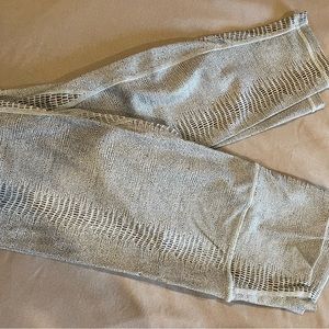 Zyia Snakeskin Pattern Light n Tight Leggings, size 4